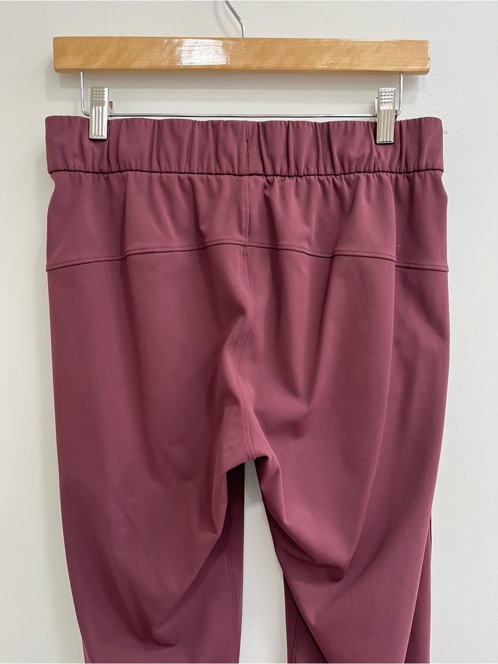 Lululemon On The Fly Pants Maroon Burgundy Size 6 - Picture 8 of 15